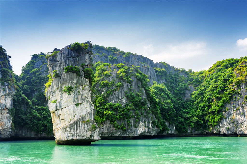 高清青山绿水风景图片 第1页